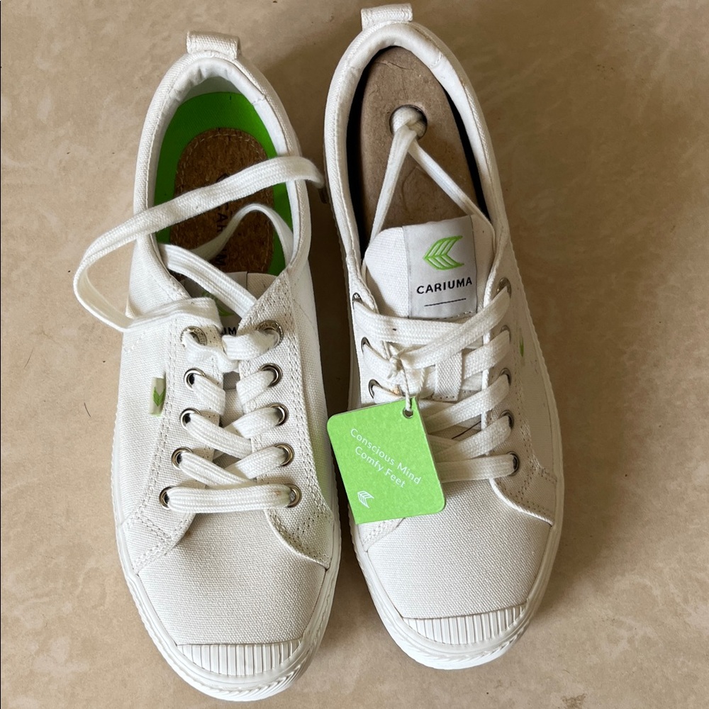 Cariuma Off-White Canvas Sneakers